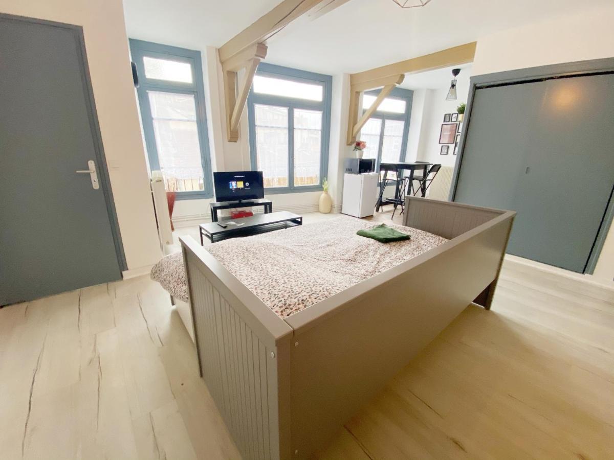 015 Chic & Cosy Studio 41M2 Hypercentre Wifi Smart Tv Netflix Saint-Etienne (Loire) Exterior foto